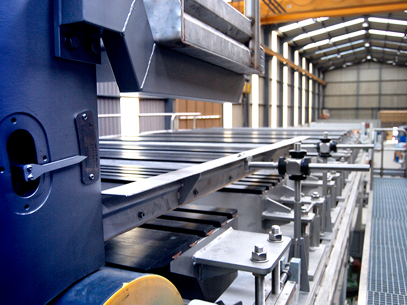 Fluting Liner machine